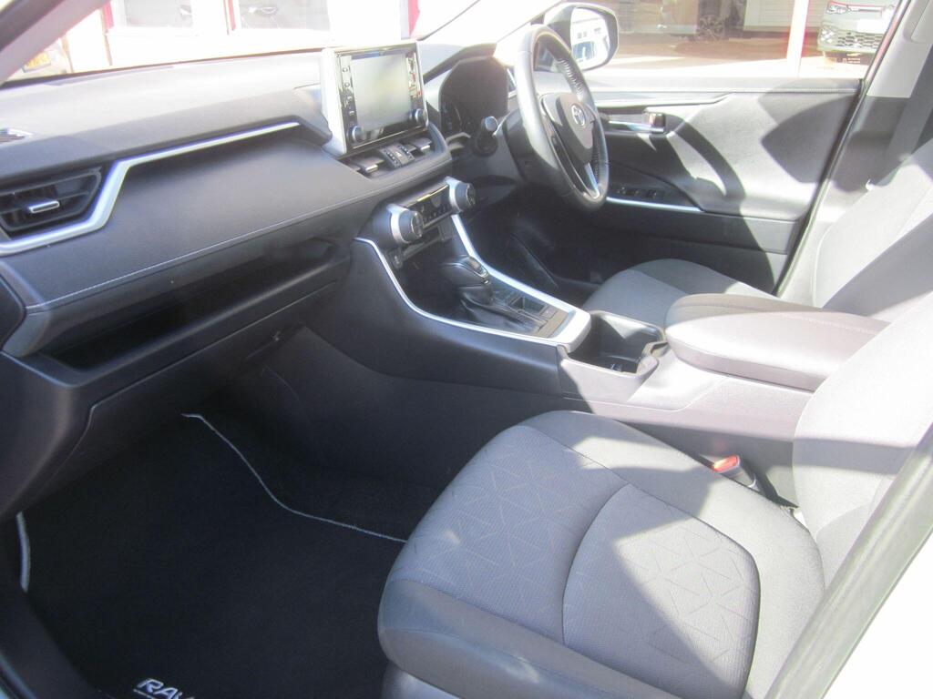 2022 TOYOTA RAV4 VVT-I Design interior